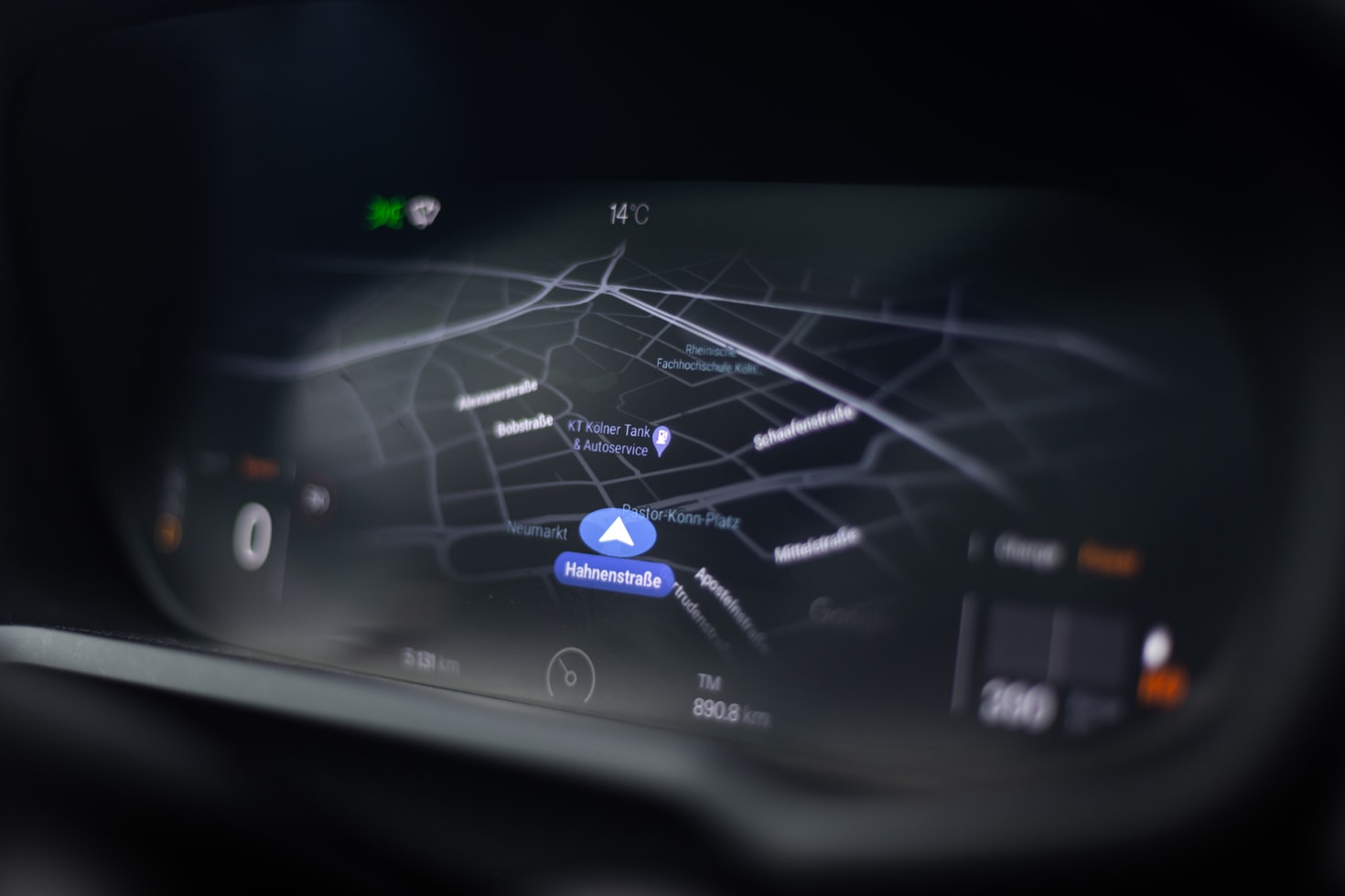 5 Ways GPS Tracking Improves Fleet Management